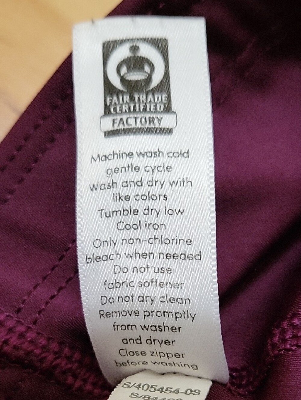 Athleta Salutation Stash Deep Plum High Rise 7/8 Leggings Small - Picture 9 of 15